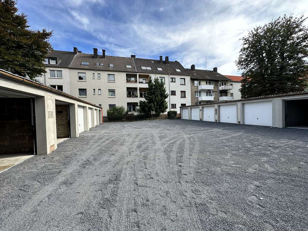 +++ Garage Niederhofener Str. 15 - 17 (Garagenhof) zu vermieten +++ – Bild 1